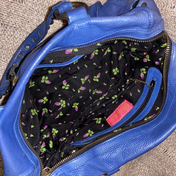 Betsey Johnson Queen of the Night Electric Blue Studded Leather Satchel Handbag - Picture 7 of 11